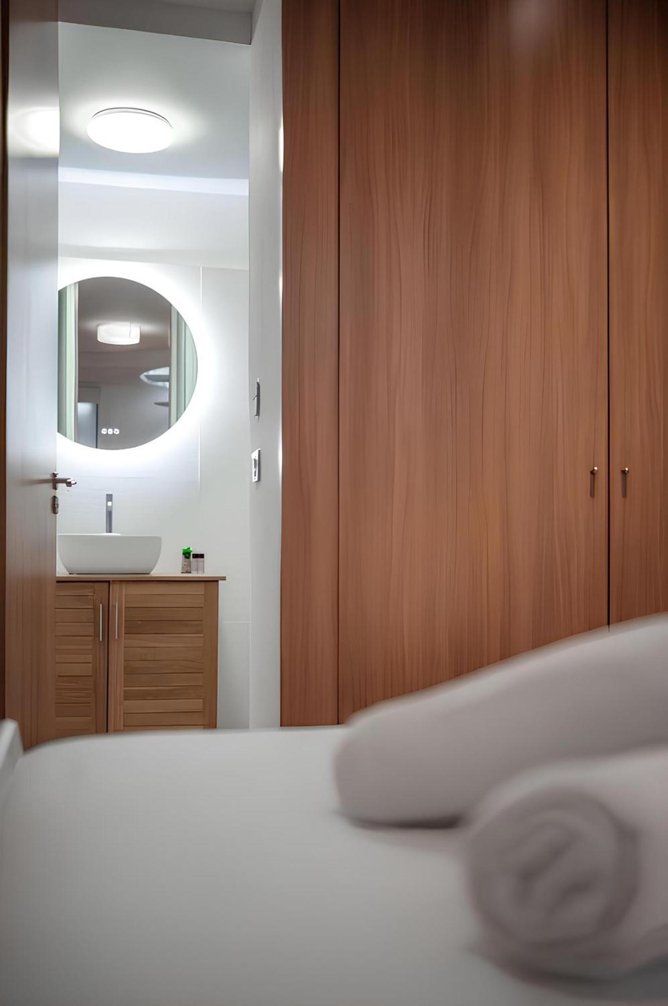 Cozy Plein Centre, Proche Gare/plage Menton
