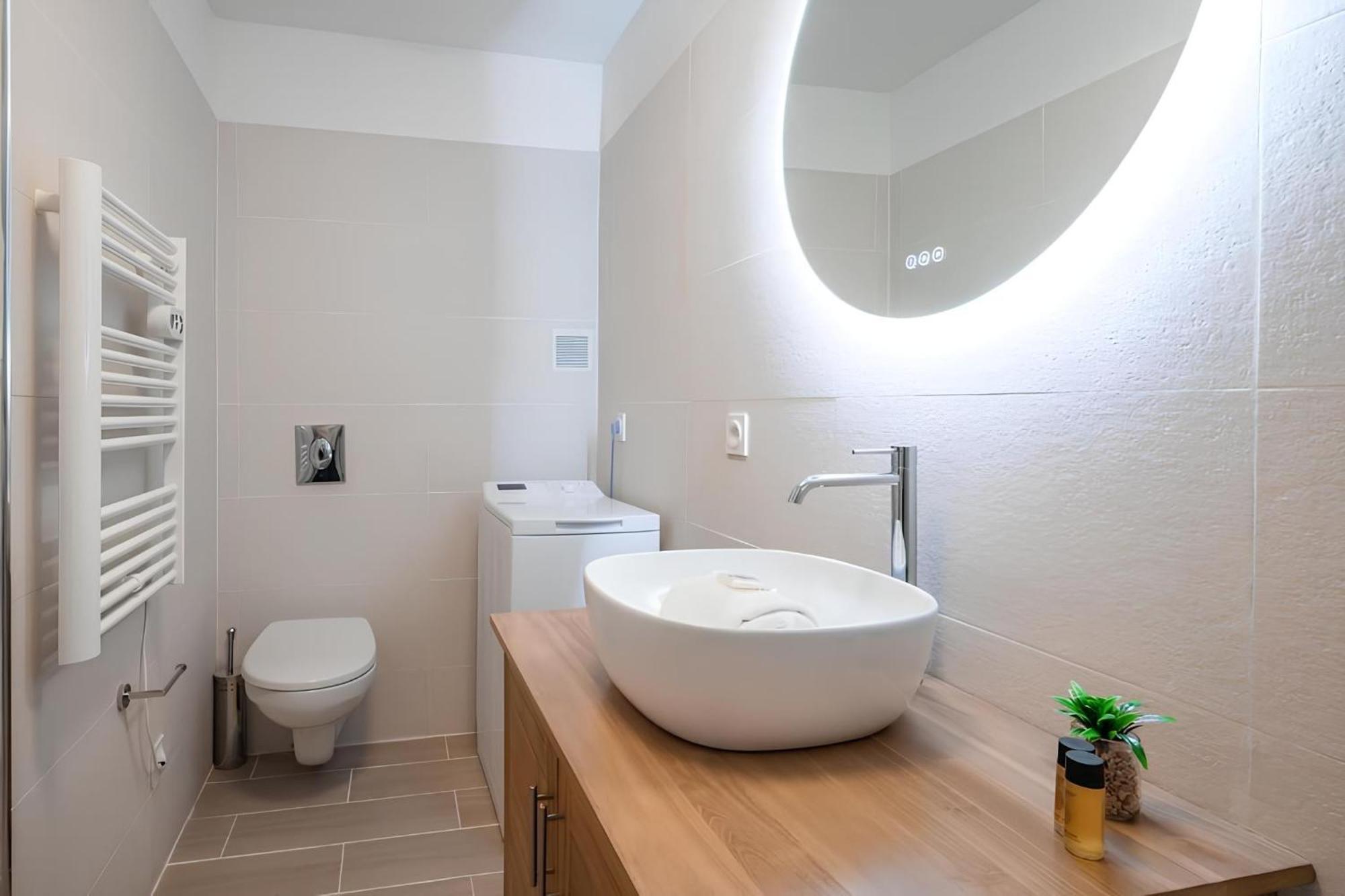 Apartment Cozy Plein Centre, Proche Gare/plage